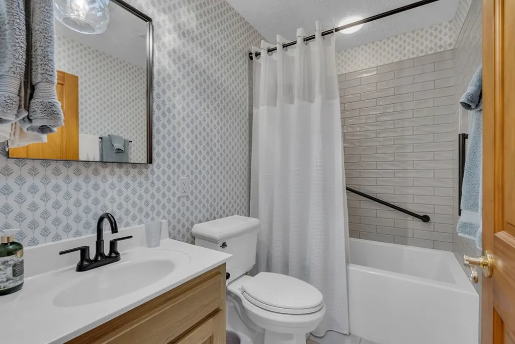 3026 Seminole Loop Crossville TN 38572