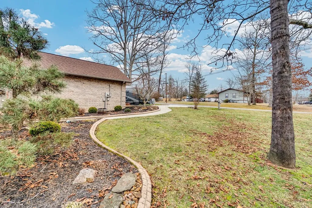 3026 Seminole Loop Crossville TN 38572