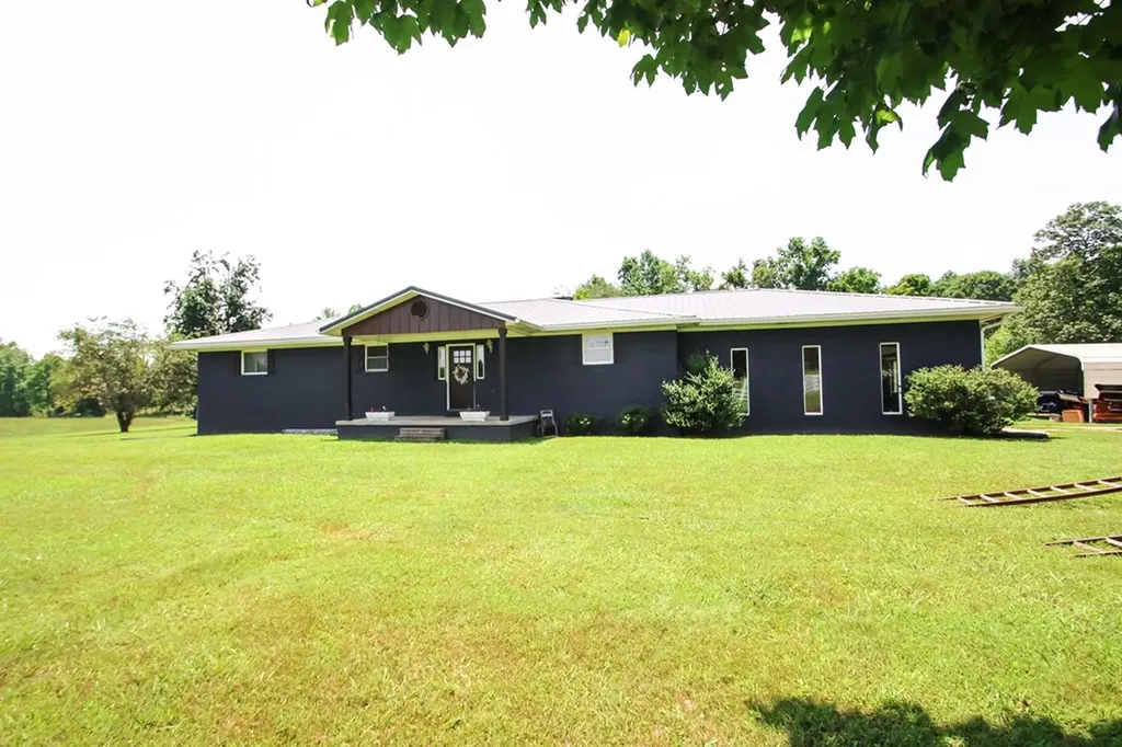 131 Collingwood Road Sparta TN 38583