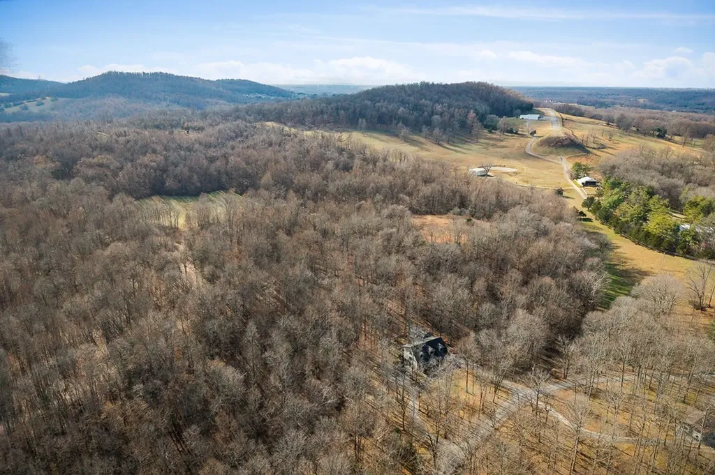 4898 Forrest Hill Road Cookeville TN 38506