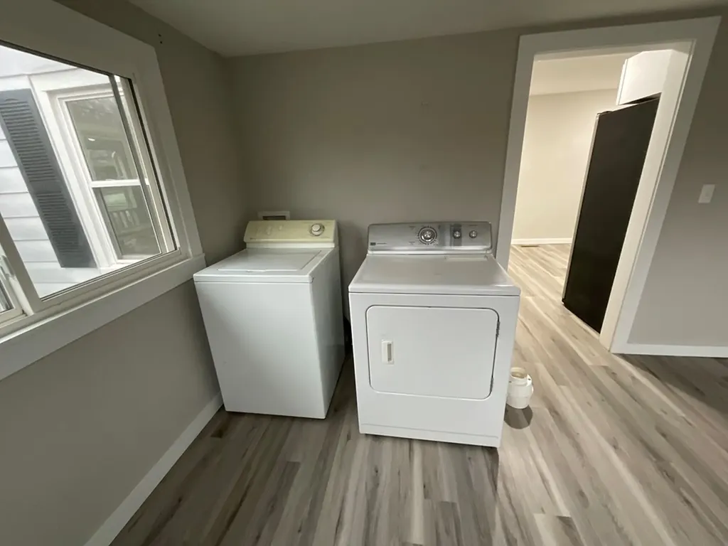 308 West Main Street Byrdstown TN 38549