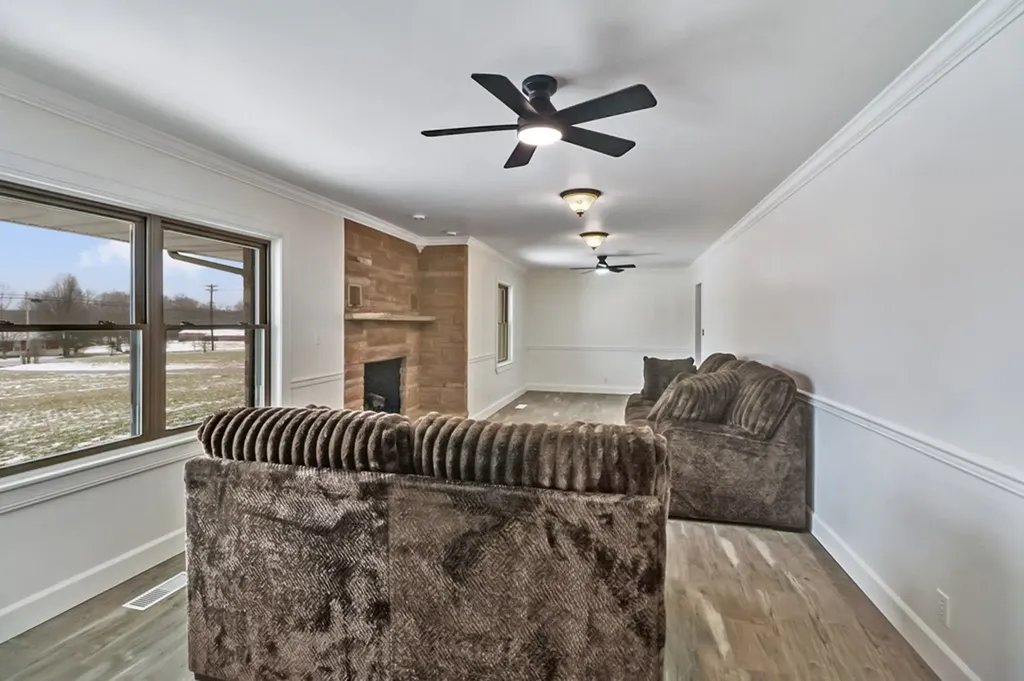 1128 Allardt Highway Jamestown TN 38556