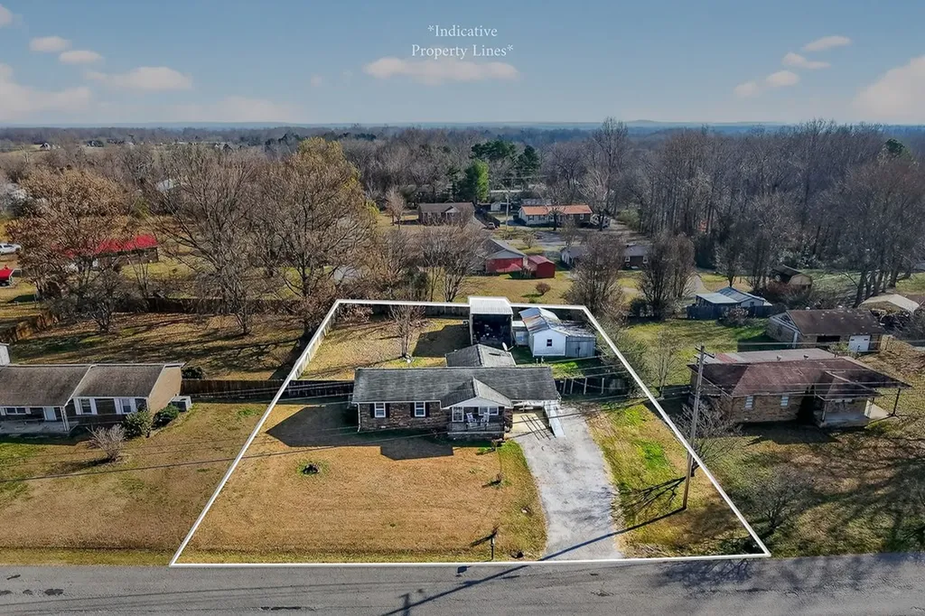 209 Pine Grove Road Smithville TN 37166