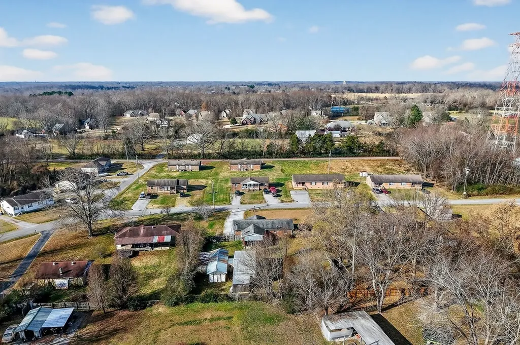 209 Pine Grove Road Smithville TN 37166