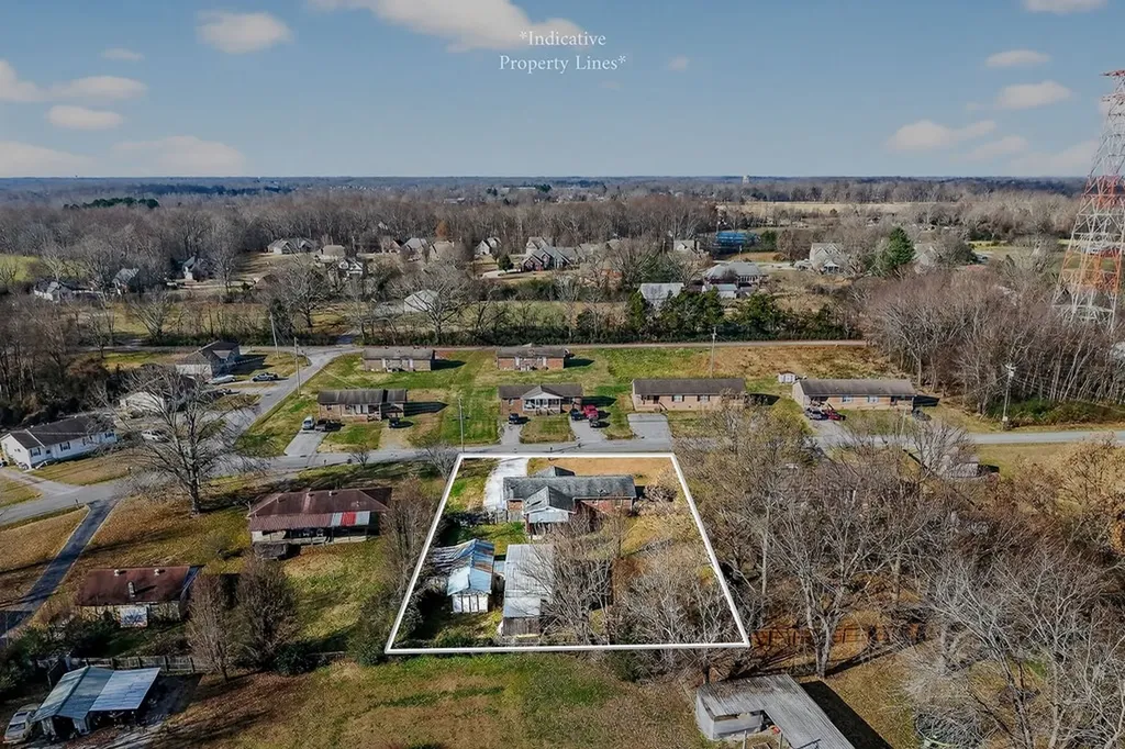 209 Pine Grove Road Smithville TN 37166