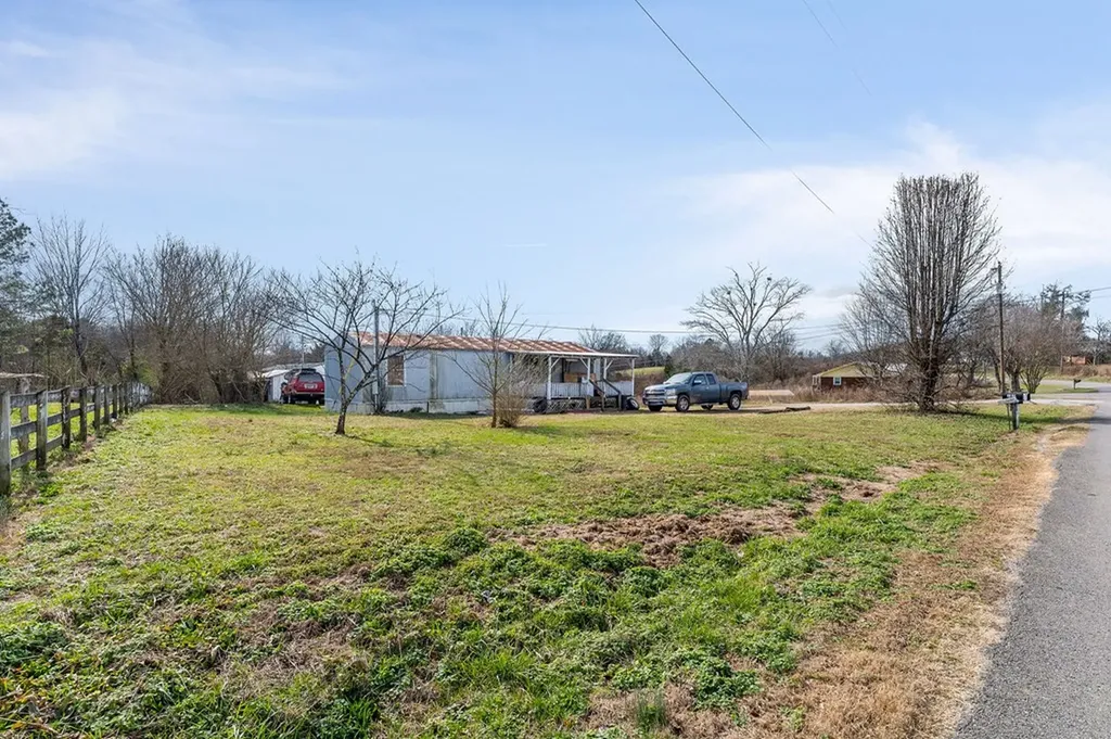 787 Pine Thickett Road Sparta TN 38583