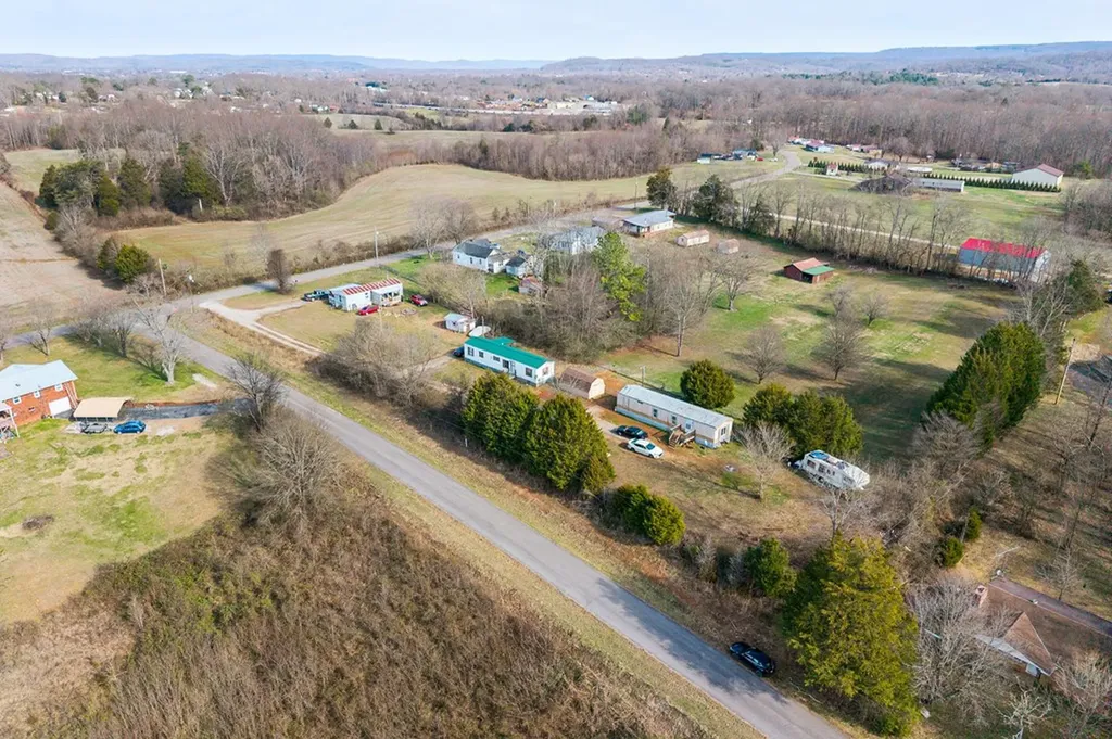 787 Pine Thickett Road Sparta TN 38583