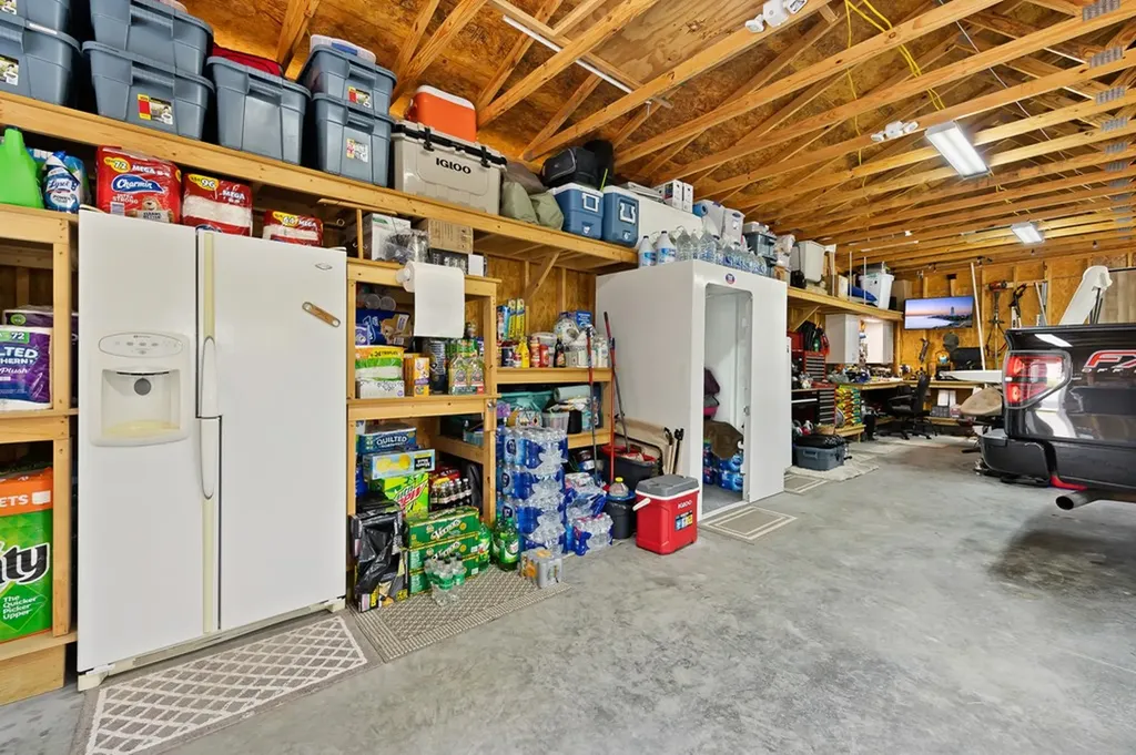 103 Molten Lane Hilham TN 38568