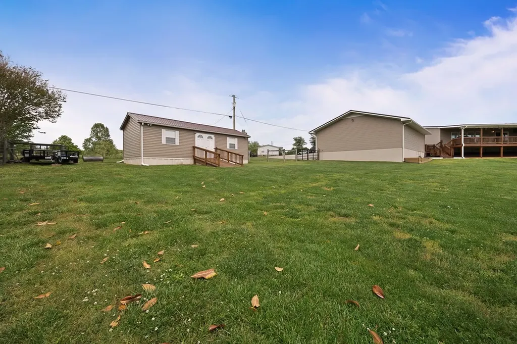 103 Molten Lane Hilham TN 38568