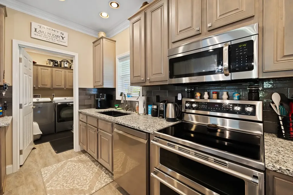 103 Molten Lane Hilham TN 38568