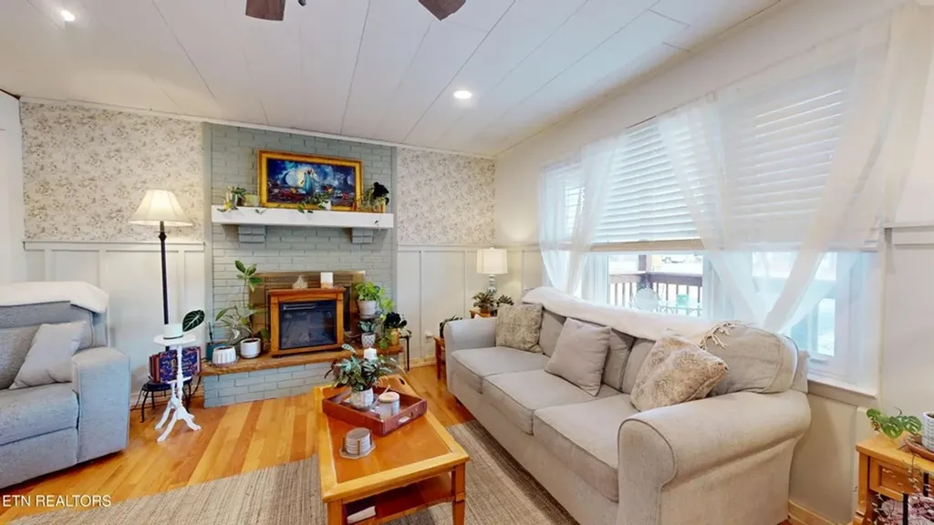 969 Unity Church Road Jamestown TN 38556-5703