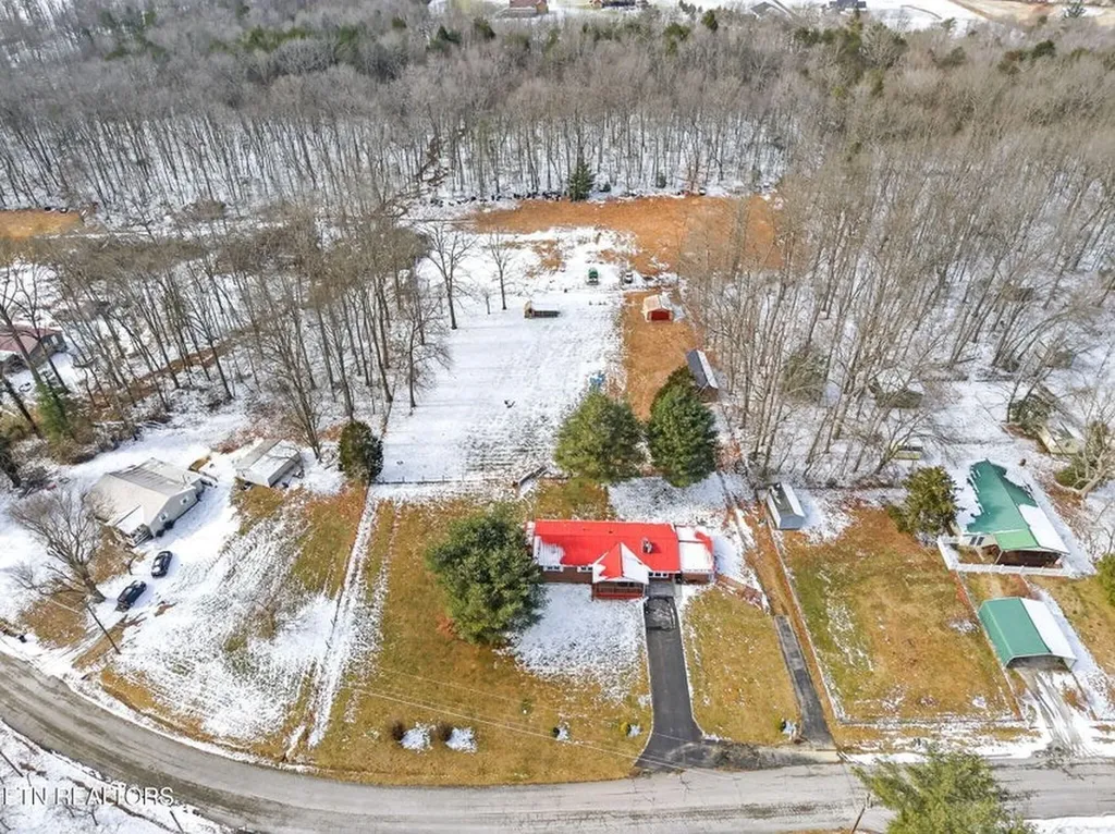 969 Unity Church Road Jamestown TN 38556-5703