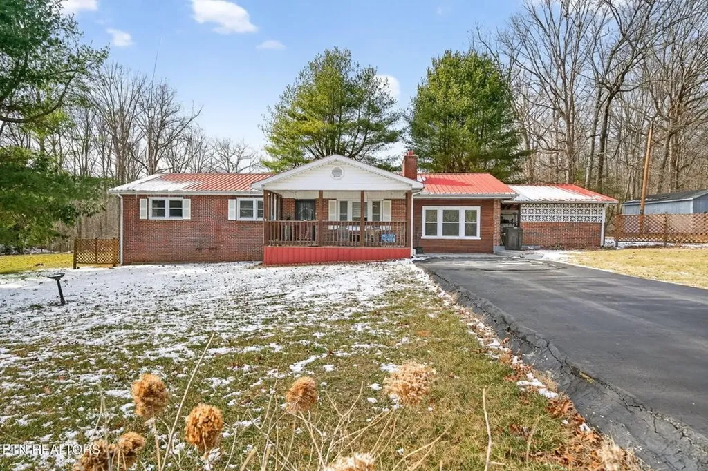 969 Unity Church Road Jamestown TN 38556-5703