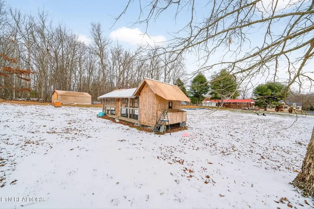 969 Unity Church Road Jamestown TN 38556-5703