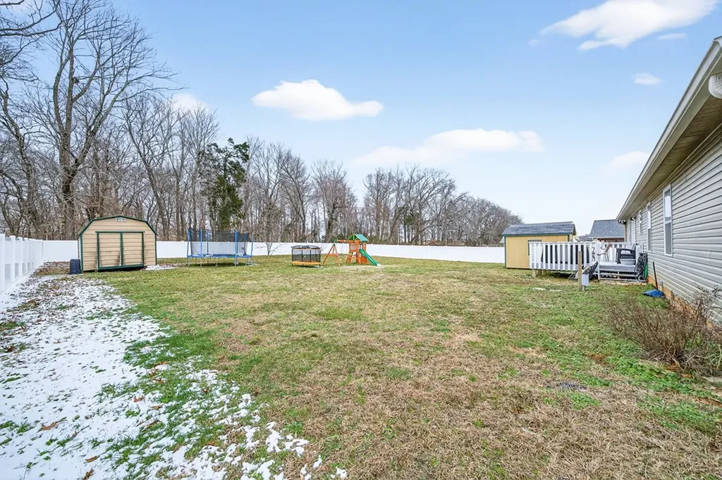 1175 Eagle Landing Drive Cookeville TN 38506