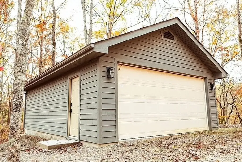 125 Seminole Lane Byrdstown TN 38549