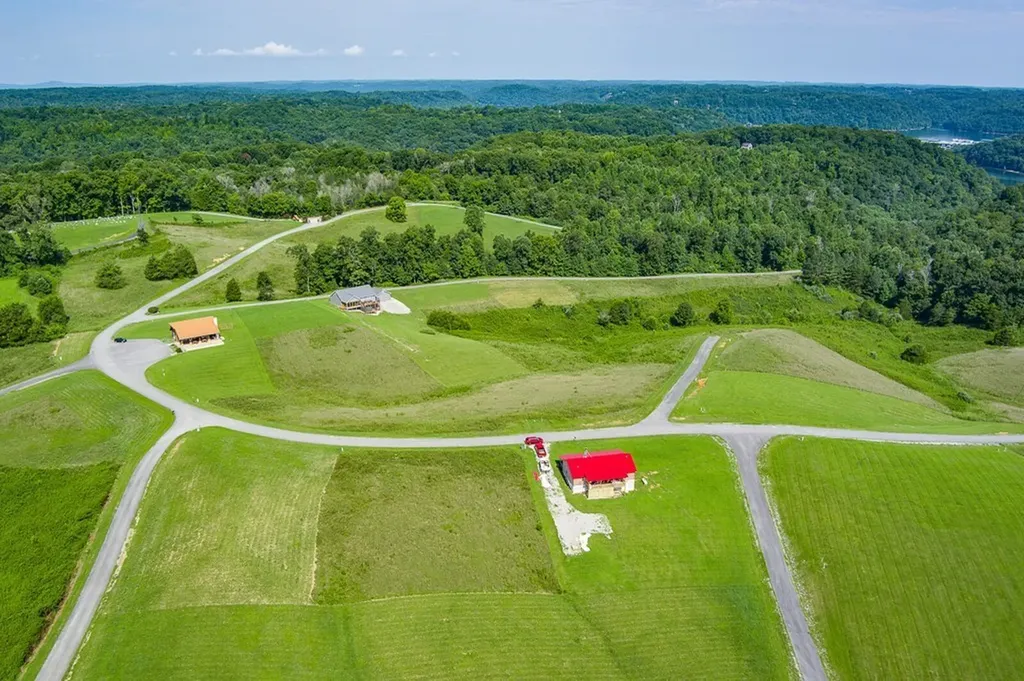 Lot 13 Holly Bend Drive Byrdstown TN 38549