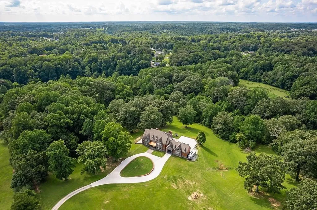 1755 Bunker Hill Road Cookeville TN 38506