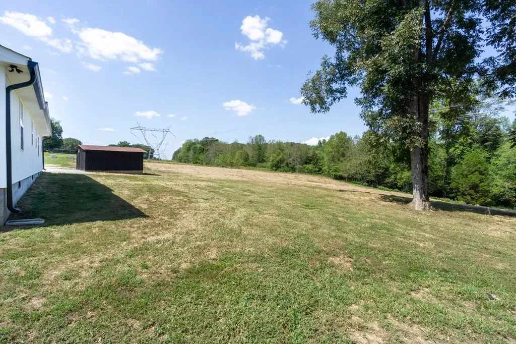 5405 Window Cliff Road Baxter TN 38544