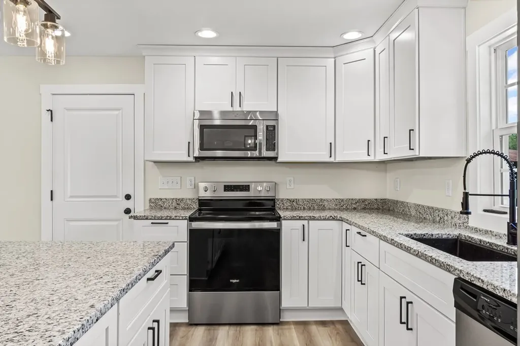 5405 Window Cliff Road Baxter TN 38544