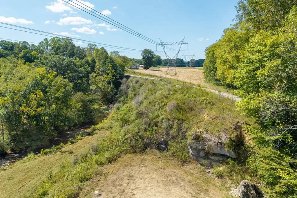 5405 Window Cliff Road Baxter TN 38544