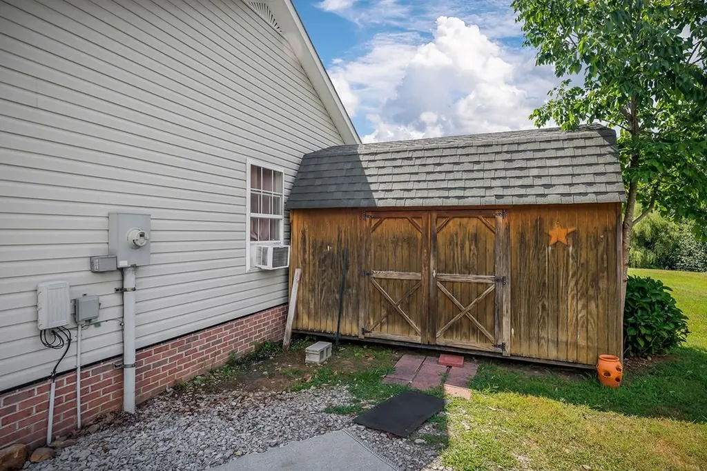 1565 Canada Flatt Road Cookeville TN 38506