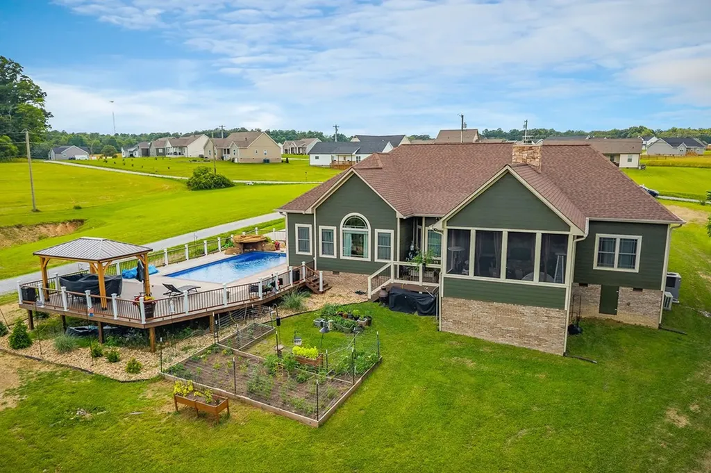 3013 Tulip Lane Cookeville TN 38501