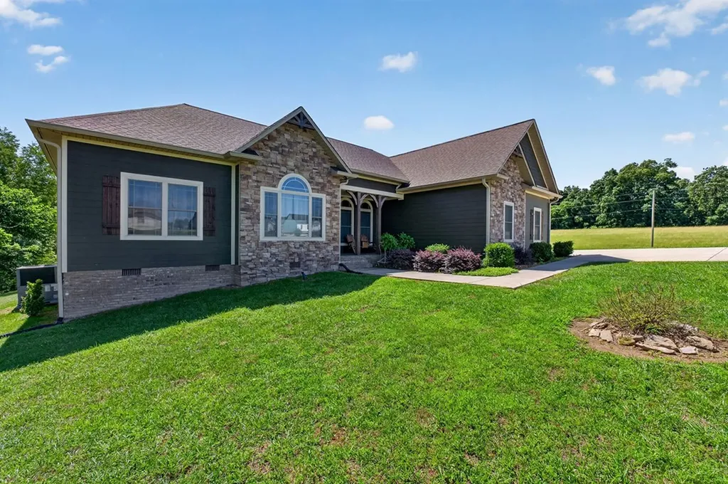 3013 Tulip Lane Cookeville TN 38501