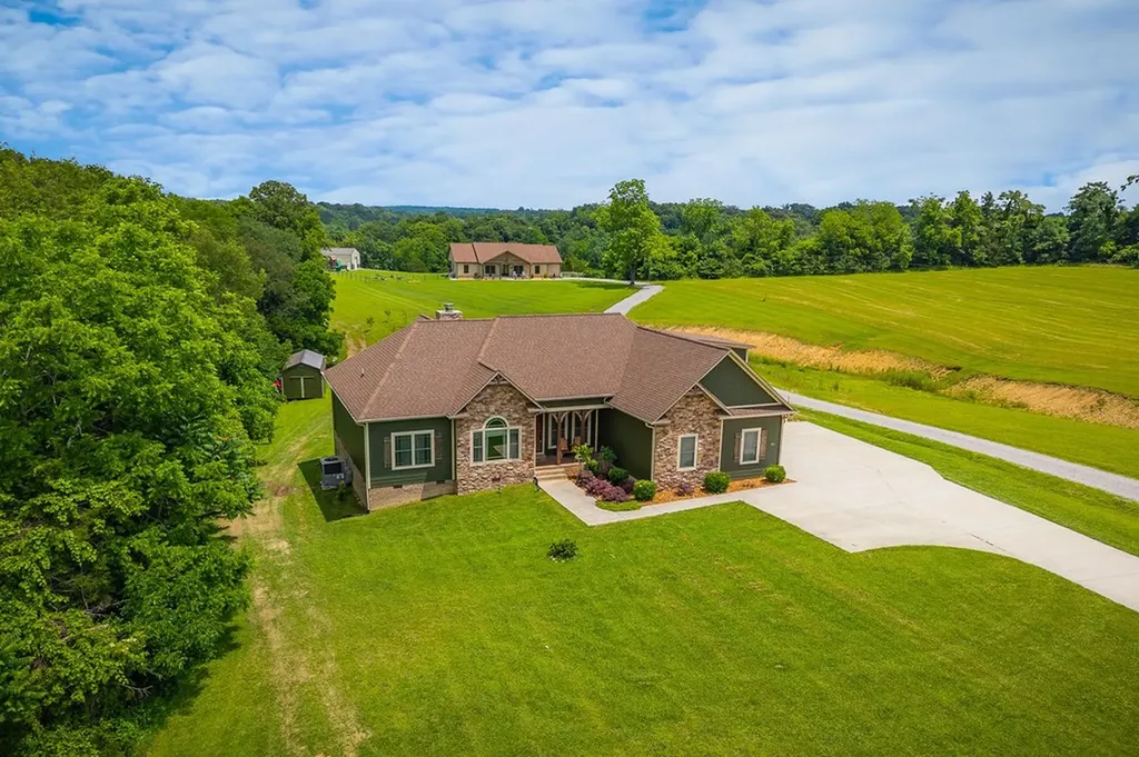 3013 Tulip Lane Cookeville TN 38501