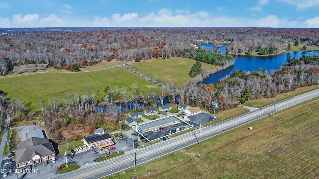 801 Peavine Road Crossville TN 38571