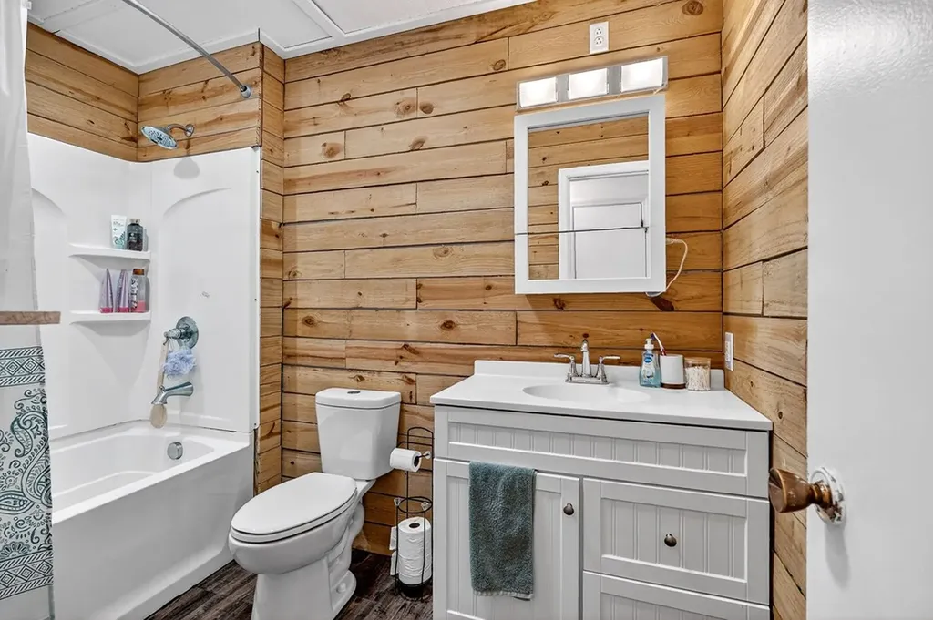 146 Dc Lane Allons TN 38541