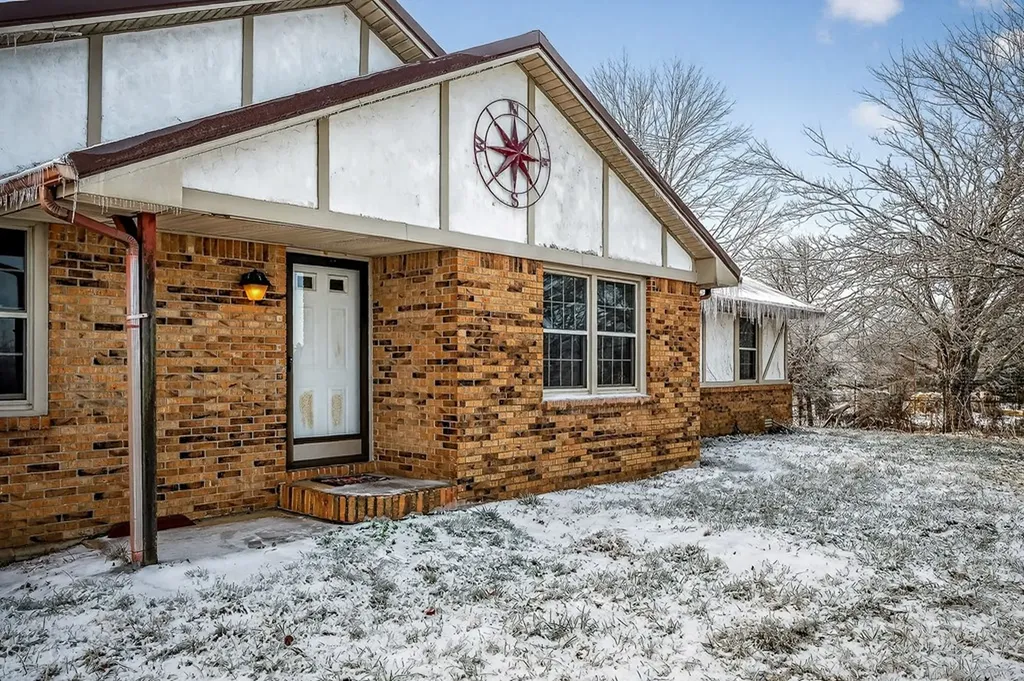 146 Dc Lane Allons TN 38541