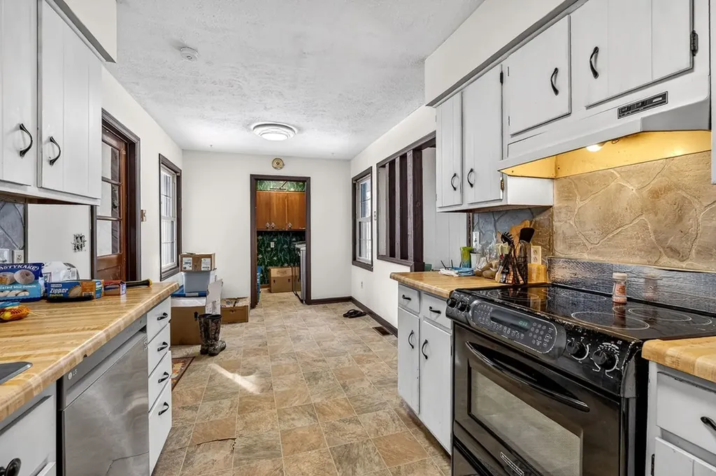 146 Dc Lane Allons TN 38541