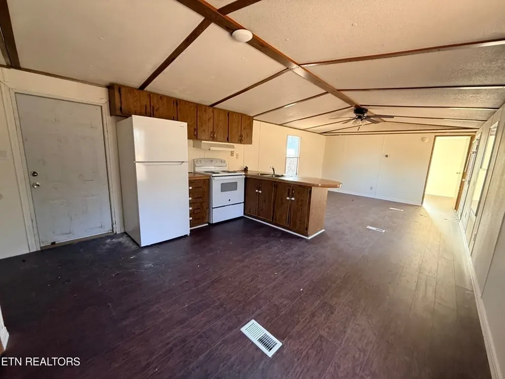 166 Maynard Road Jamestown TN 38556