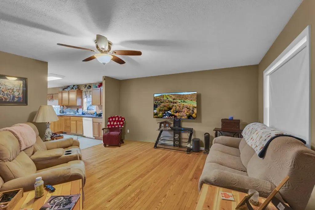 590 Franks Ferry Road Sparta TN 38583