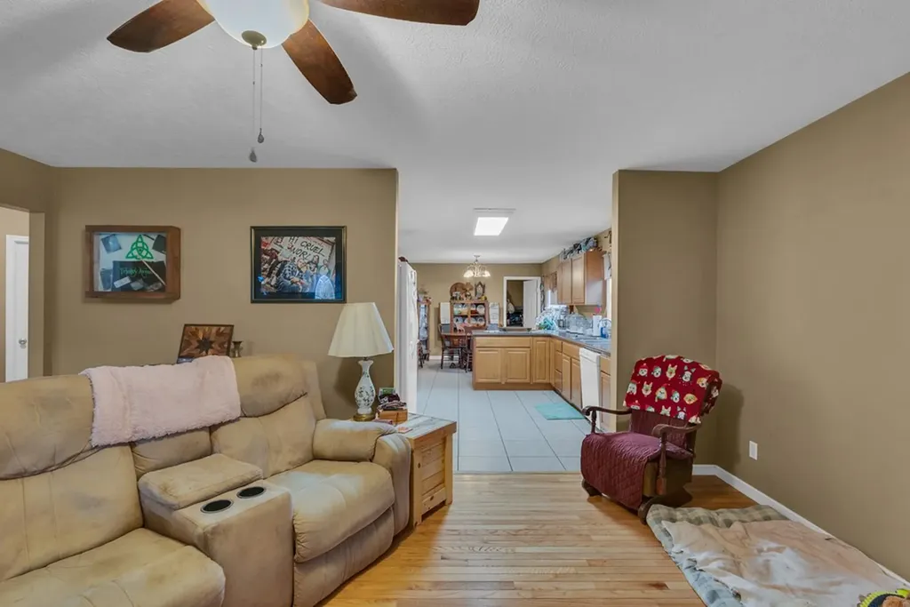 590 Franks Ferry Road Sparta TN 38583