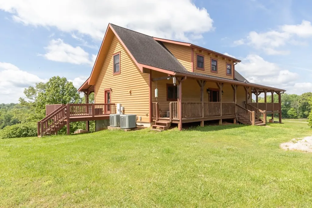 4232 Fanchers Mill Road Sparta TN 38583