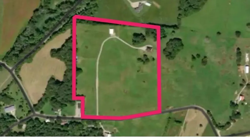 4232 Fanchers Mill Road Sparta TN 38583