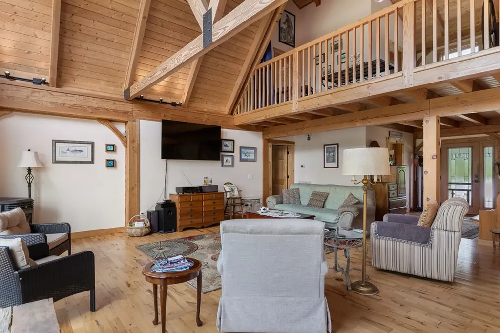 4232 Fanchers Mill Road Sparta TN 38583