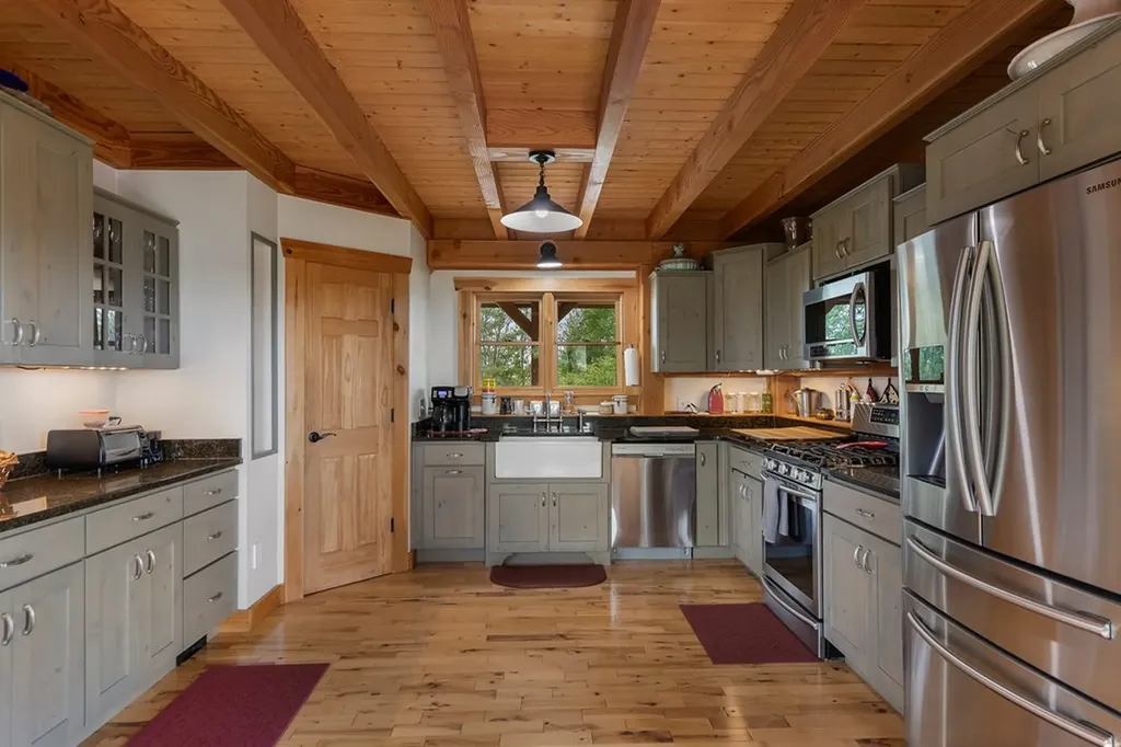 4232 Fanchers Mill Road Sparta TN 38583