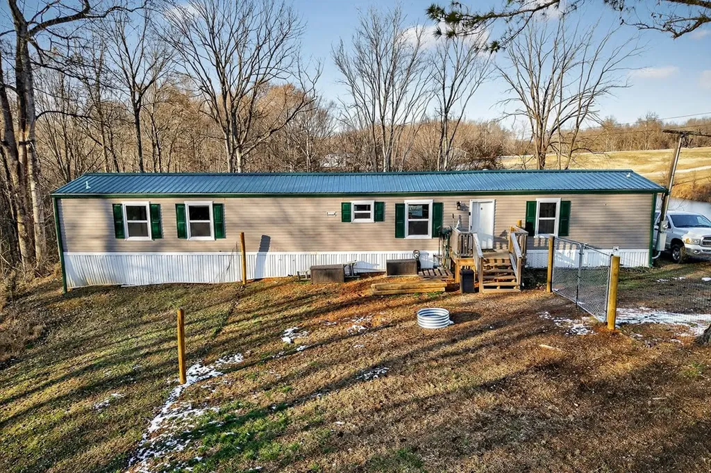 171 Still Point Road Smithville TN 37166