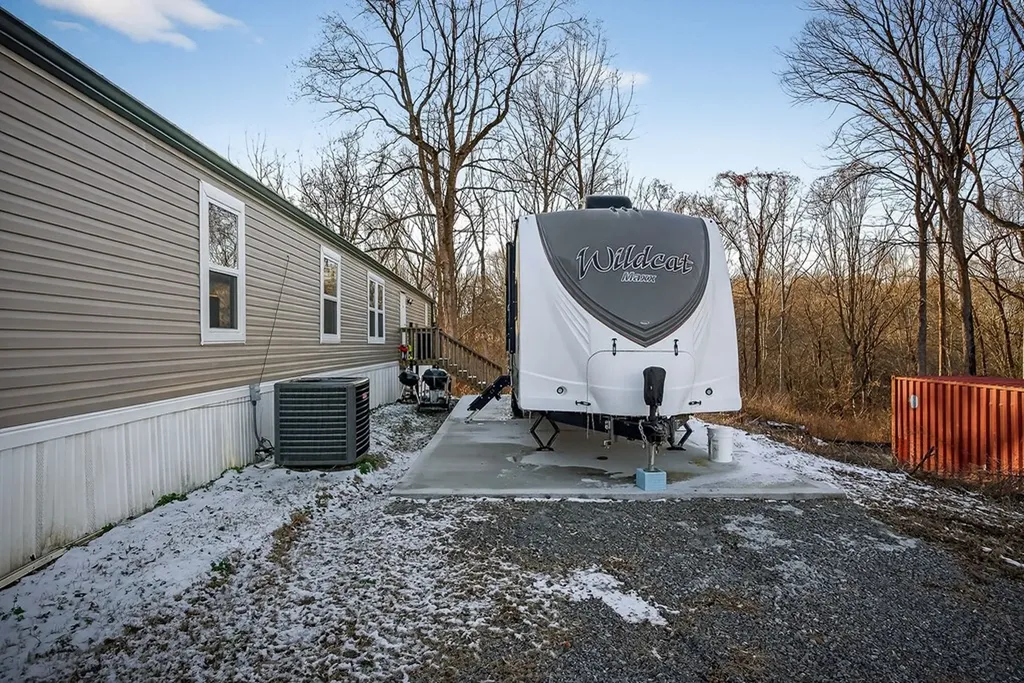 171 Still Point Road Smithville TN 37166