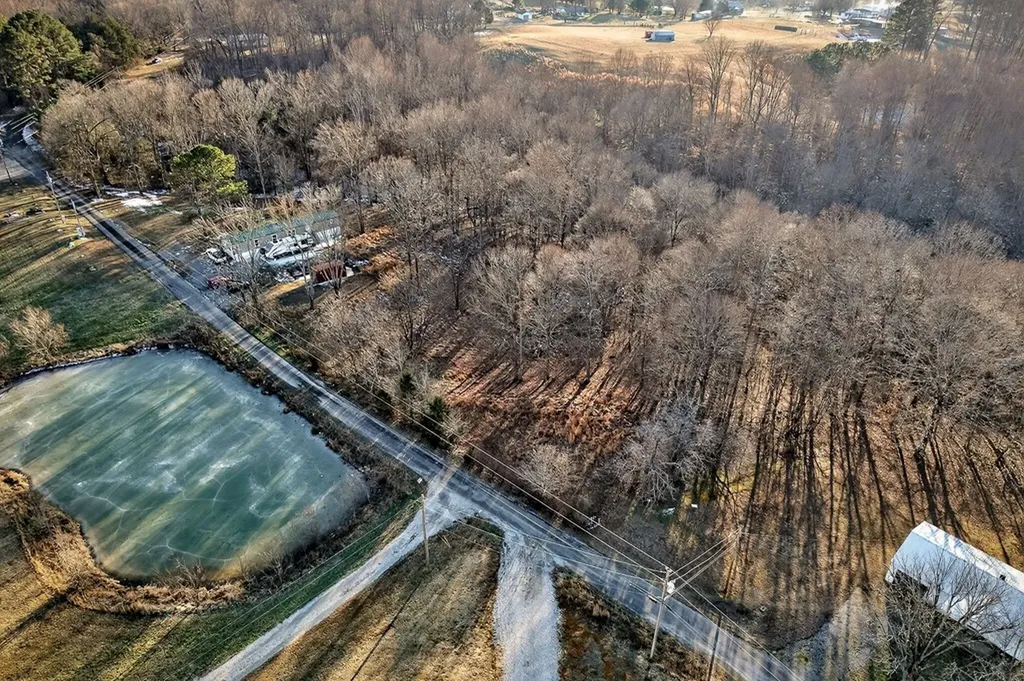 171 Still Point Road Smithville TN 37166