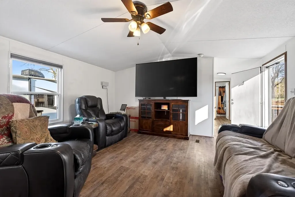 171 Still Point Road Smithville TN 37166