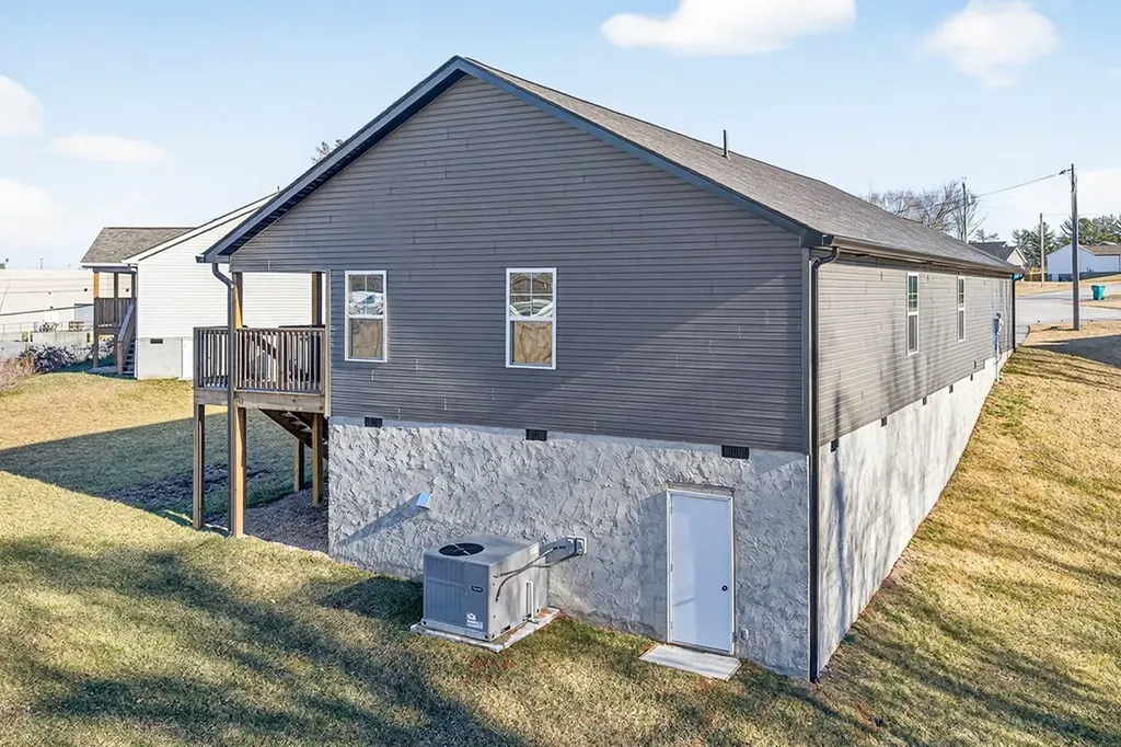 175 Sky View Meadow Drive Crossville TN 38555