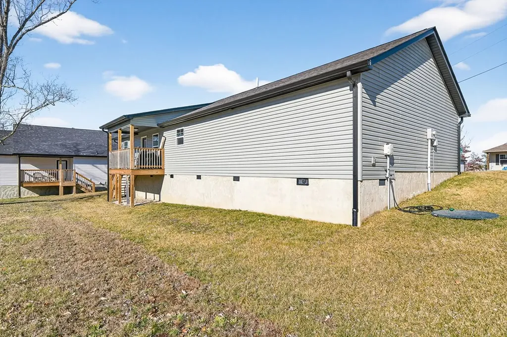 141 Sky View Meadow Drive Crossville TN 38555