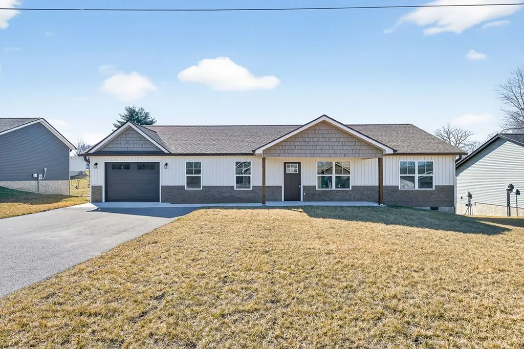 127 Sky View Meadow Drive Crossville TN 38555