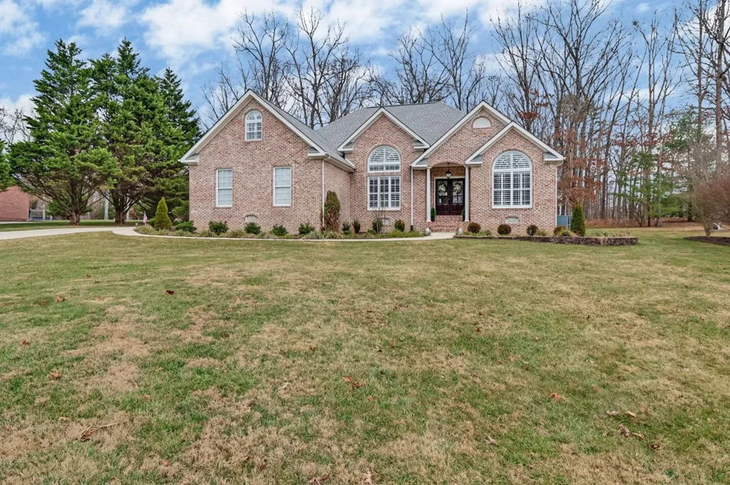 233 Dove Drive Crossville TN 38555