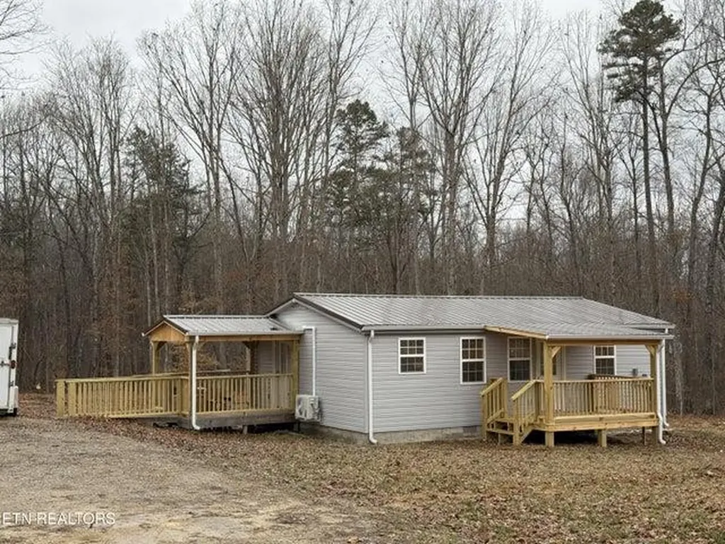 610 Trimmer Lane Jamestown TN 38556