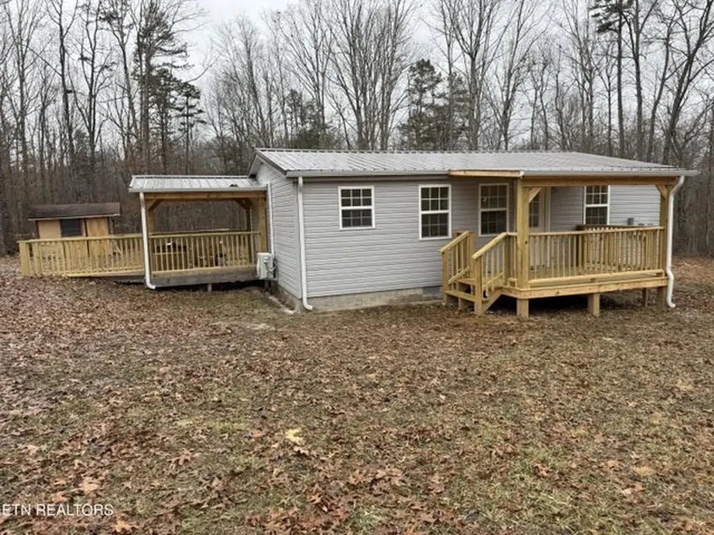 610 Trimmer Lane Jamestown TN 38556